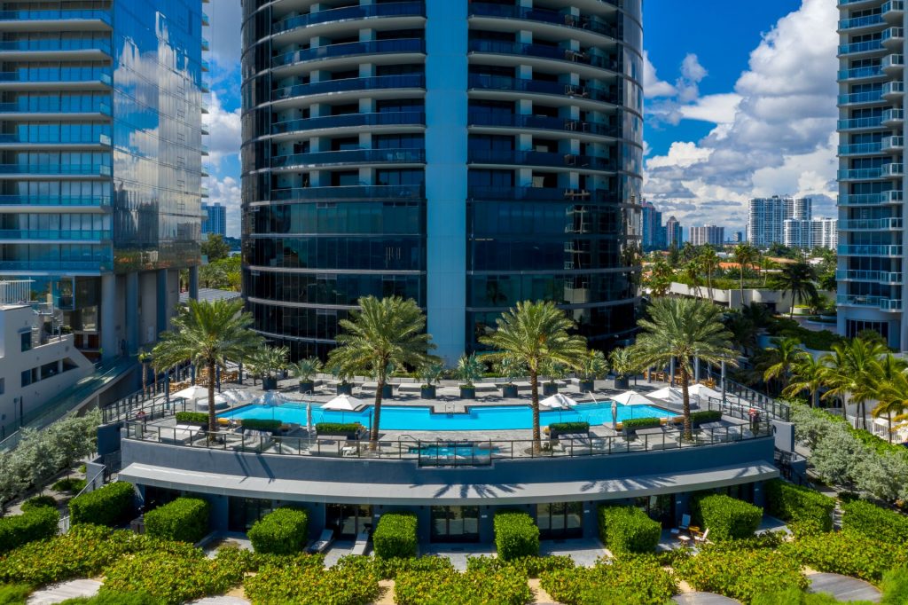 Porsche Design Tower oceanfront pool deck